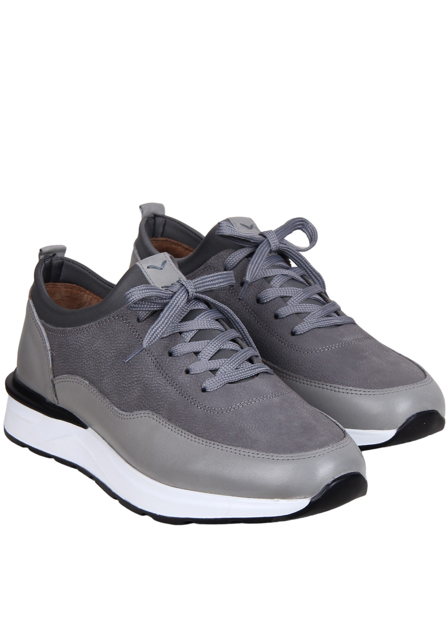 100% Natural Leather & Nubuck Sneaker