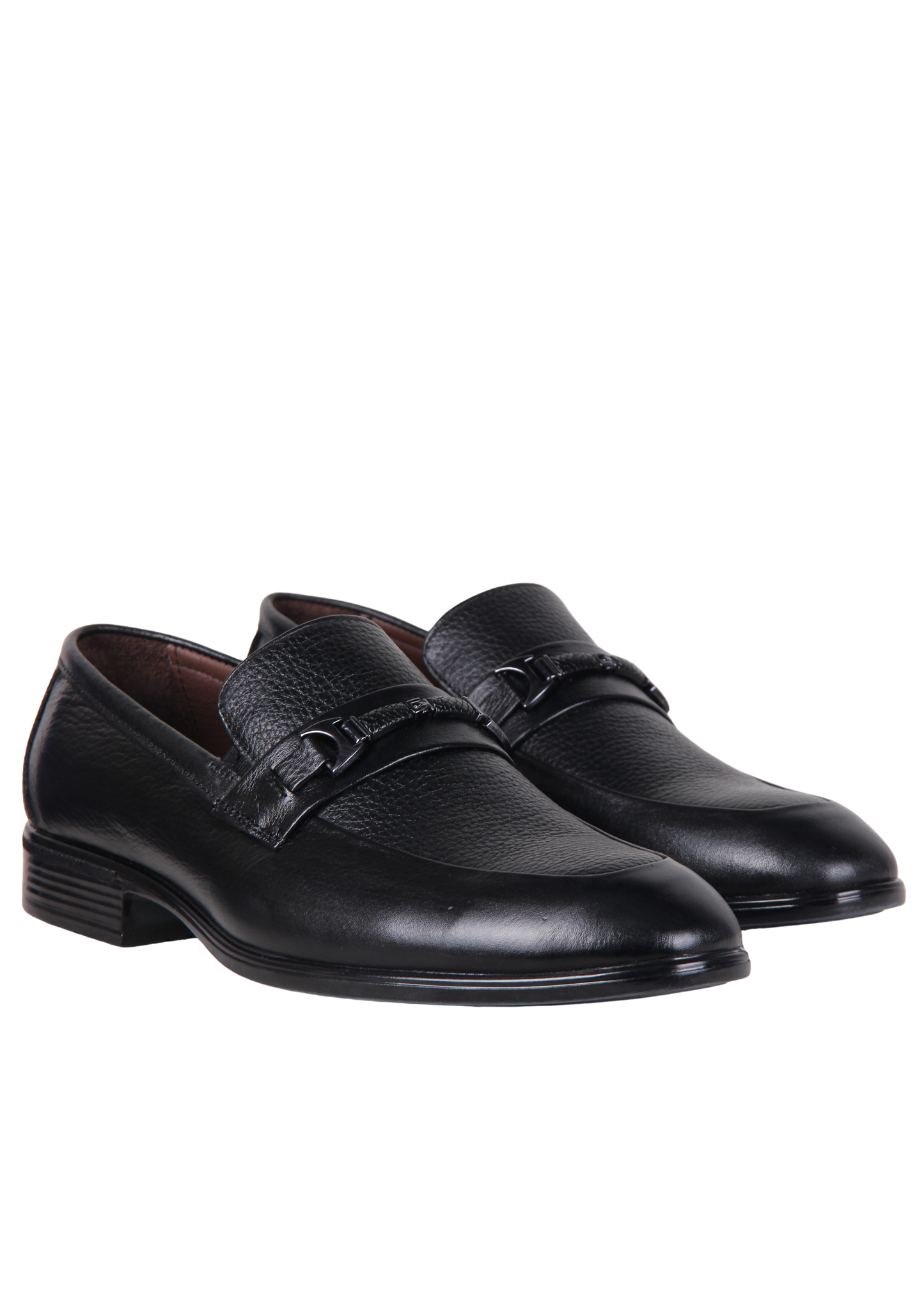 Классические черные лоферы