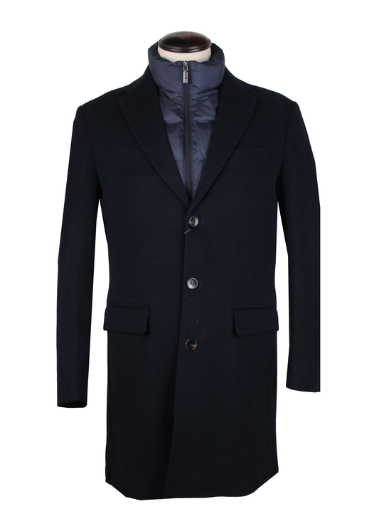 Темно-синее пальто