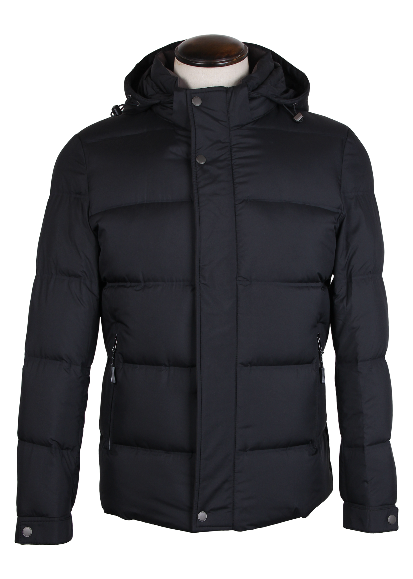 Классическая черная мужская куртка