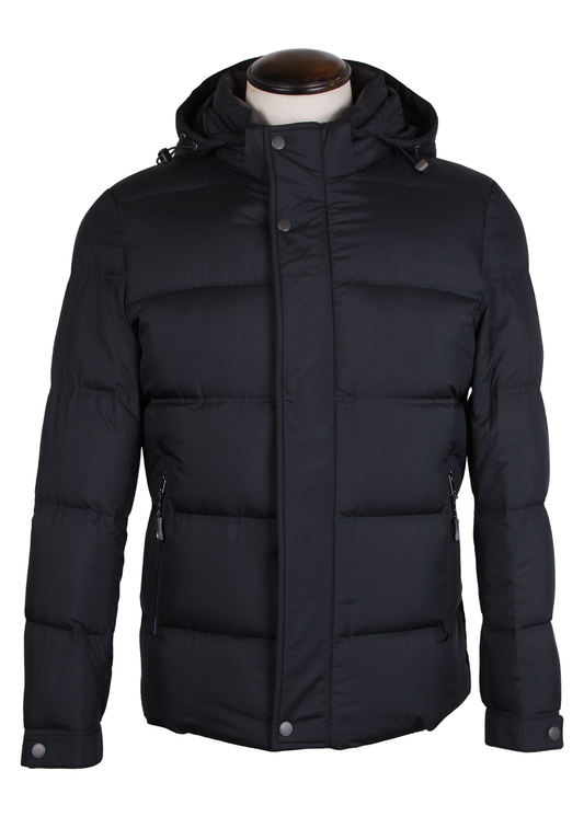 Классическая черная мужская куртка