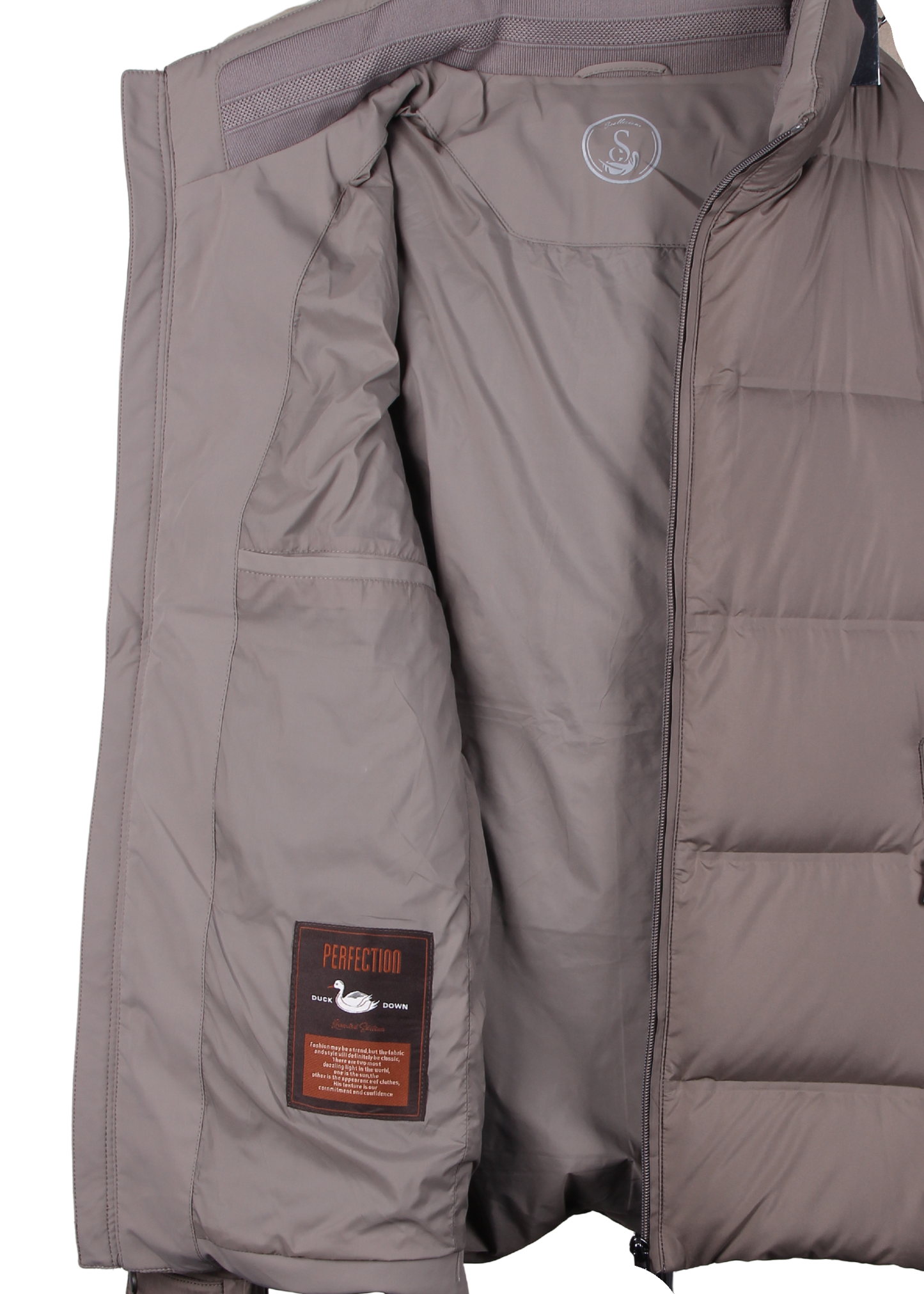 Пуховик цвета хаки