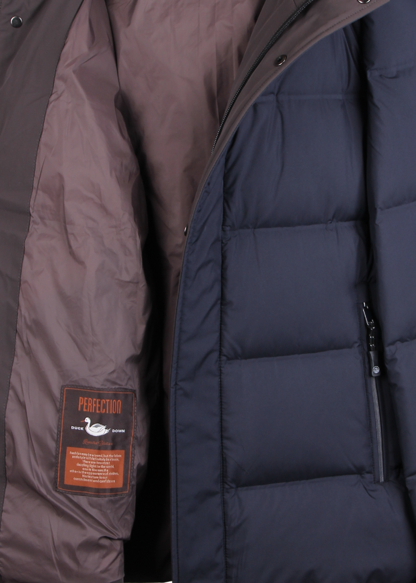 Мужская куртка на утином пуху с капюшоном