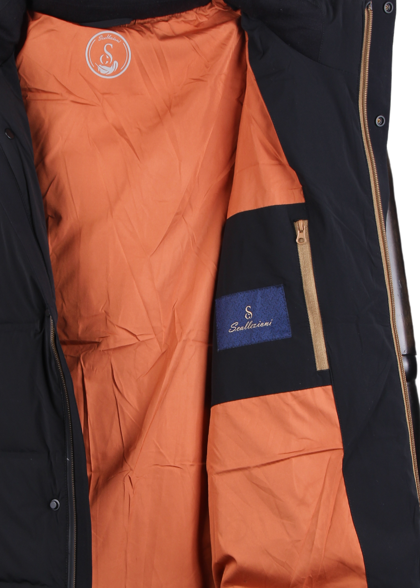 Черная мужская куртка на утином пуху