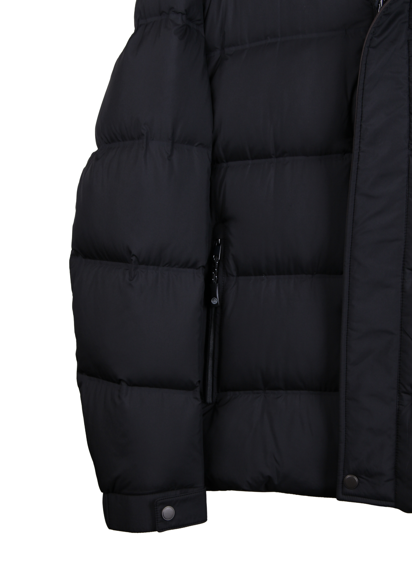 Классическая черная мужская куртка